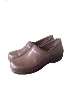 Lands End Brown Leather Slip On Slip‎ Resistant Professional Clogs Shoes Size 10